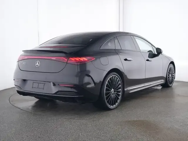 Mercedes-Benz EQE 300