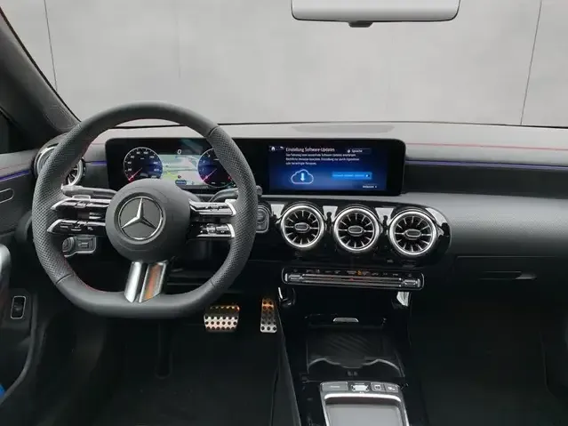 Mercedes-Benz CLA 180