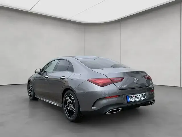 Mercedes-Benz CLA 180