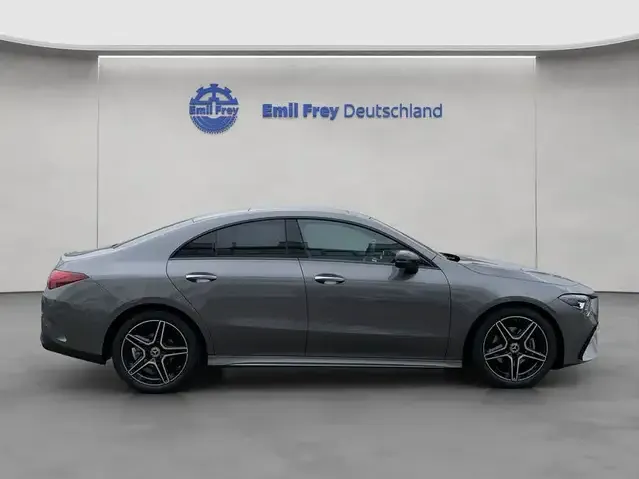 Mercedes-Benz CLA 180