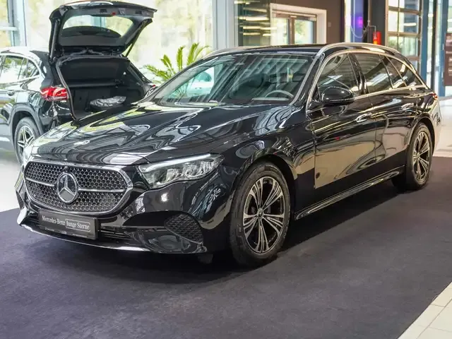 Mercedes-Benz E 220
