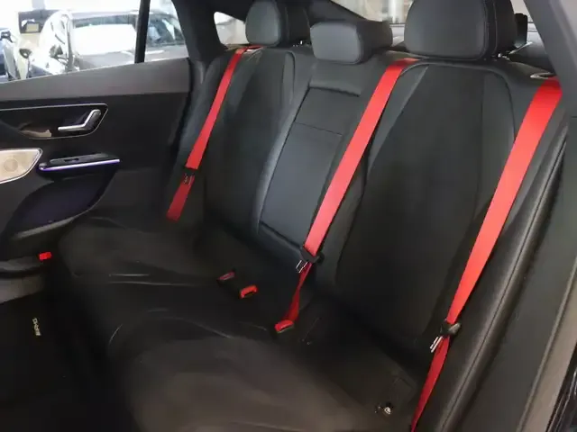 Mercedes-Benz EQE 43