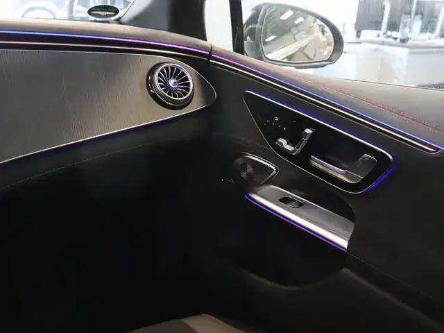 Mercedes-Benz EQE 43