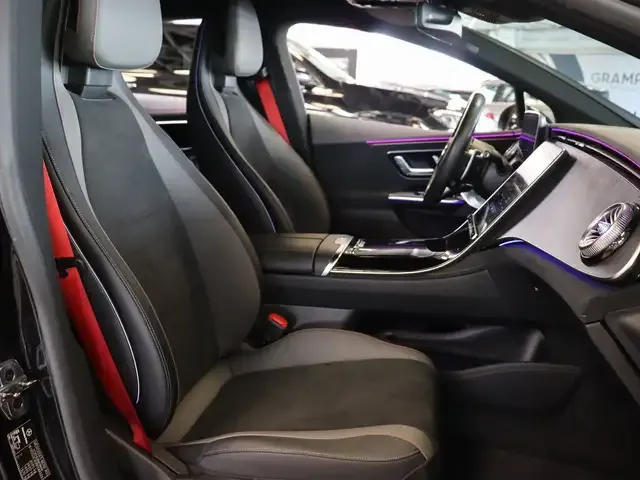 Mercedes-Benz EQE 43
