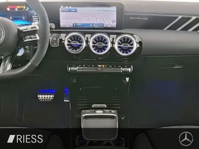 Mercedes-Benz A 45 AMG