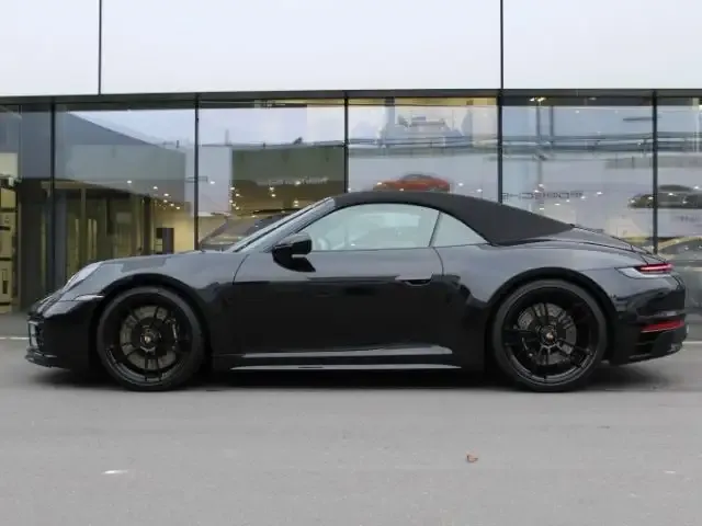 Porsche 992