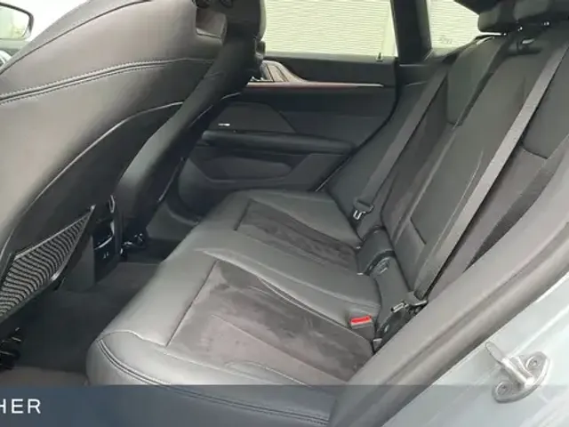 BMW 440
