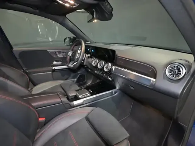 Mercedes-Benz GLB 250