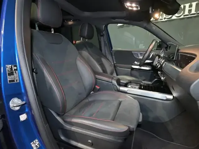 Mercedes-Benz GLB 250