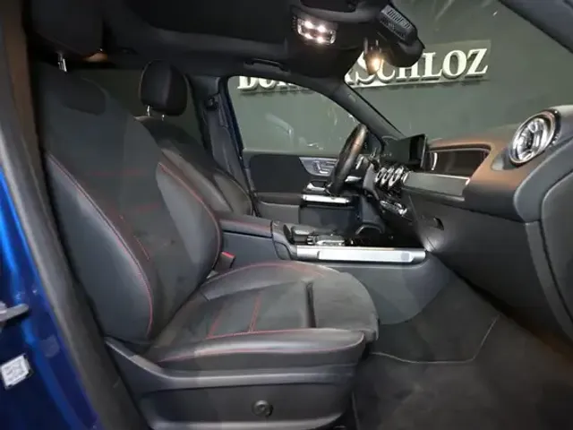 Mercedes-Benz GLB 250