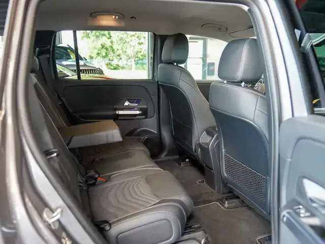 Mercedes-Benz EQB 300