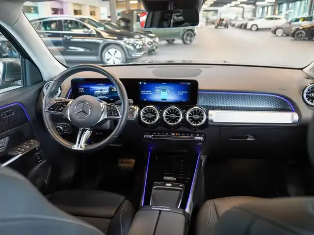 Mercedes-Benz EQB 300
