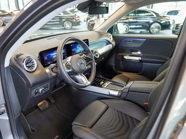 Mercedes-Benz EQB 300