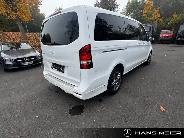 Mercedes-Benz V 200