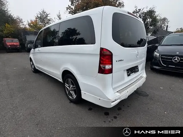 Mercedes-Benz V 200