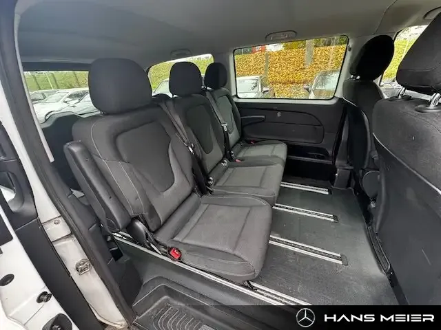 Mercedes-Benz V 200