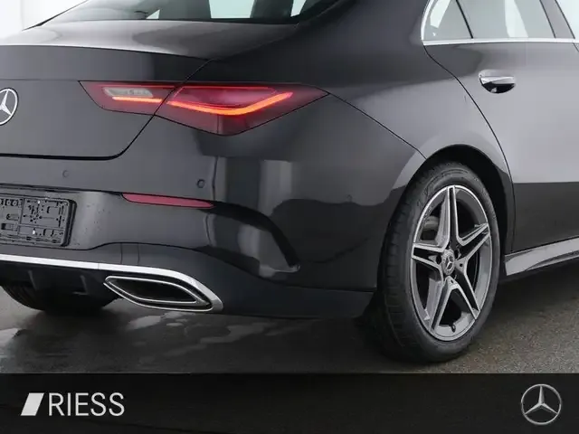 Mercedes-Benz CLA 200
