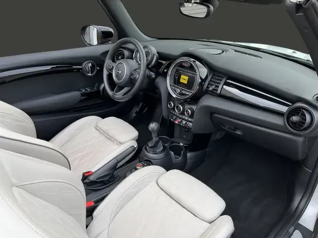 MINI Cooper Cabrio