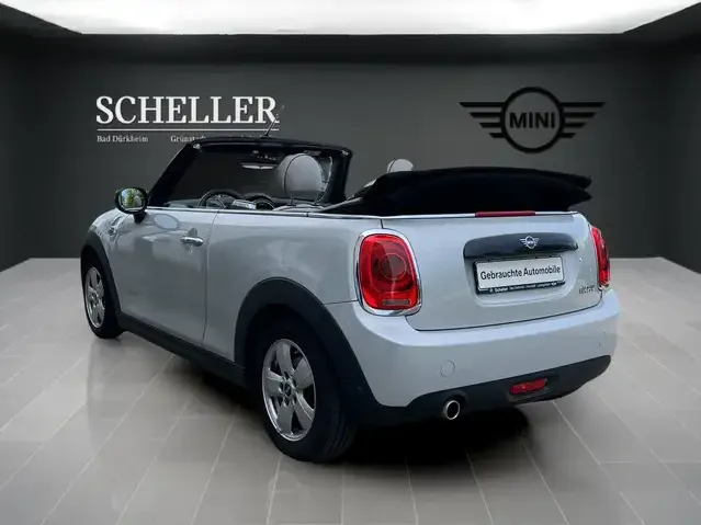 MINI Cooper Cabrio