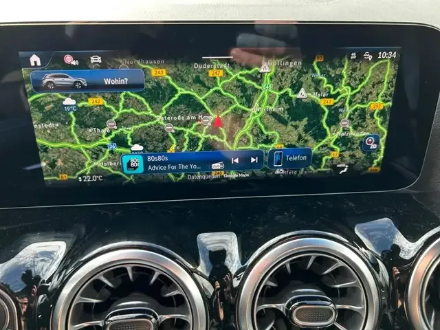 Mercedes-Benz GLA 200