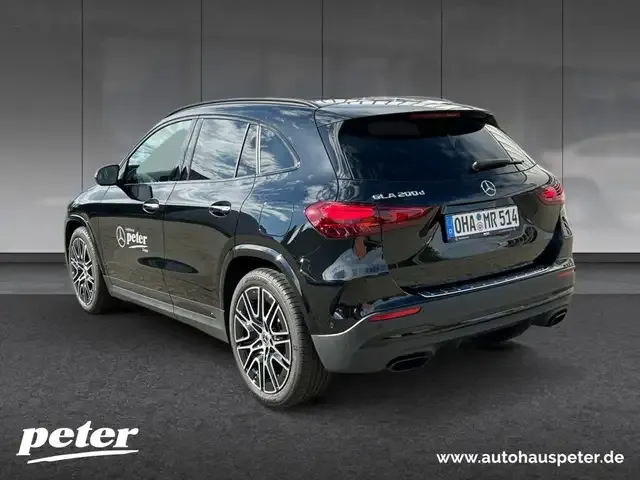 Mercedes-Benz GLA 200