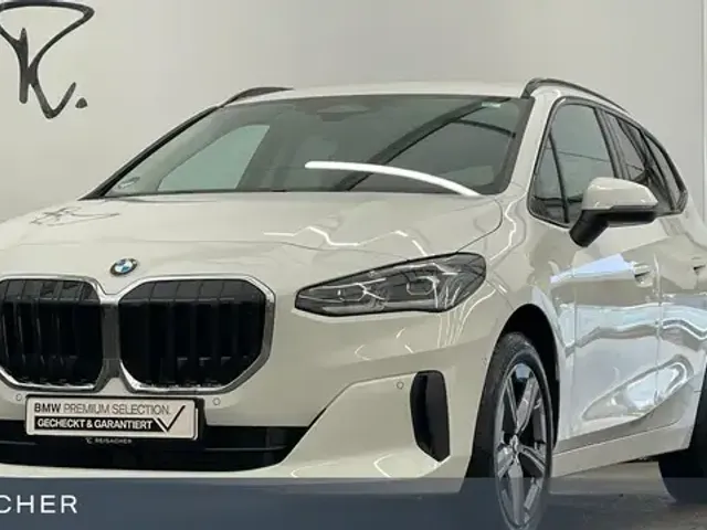 BMW 220