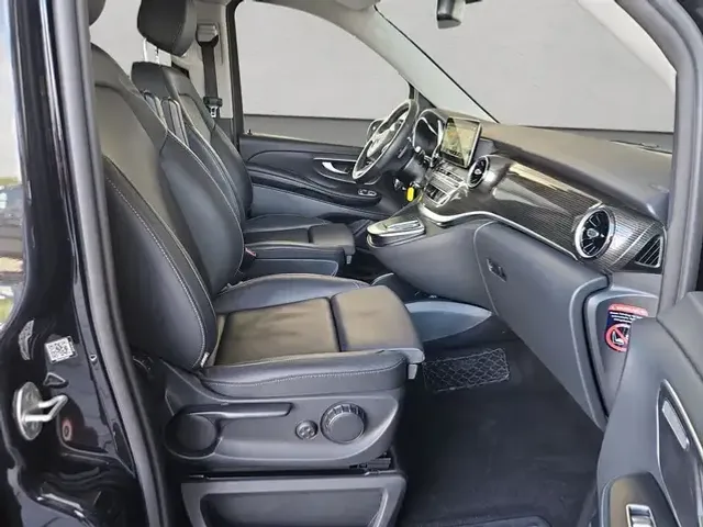 Mercedes-Benz V 250