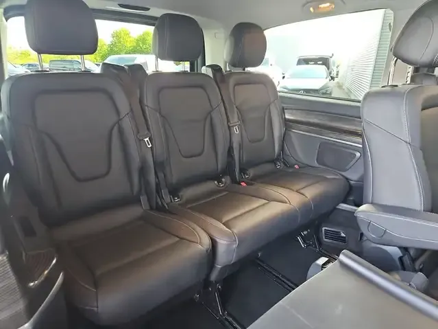 Mercedes-Benz V 250