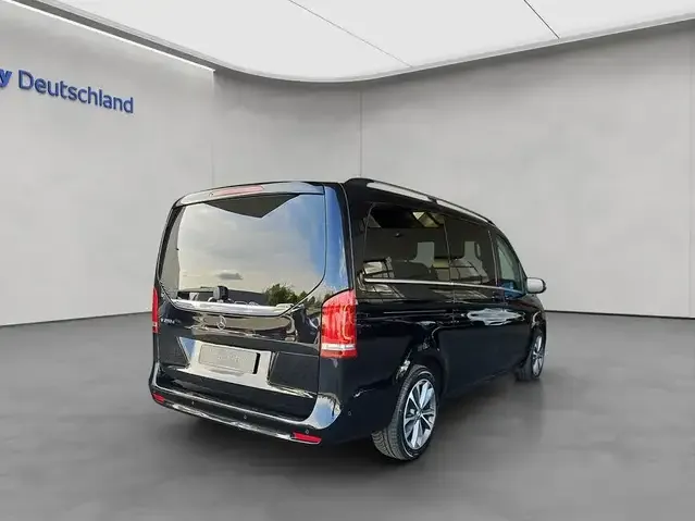 Mercedes-Benz V 250