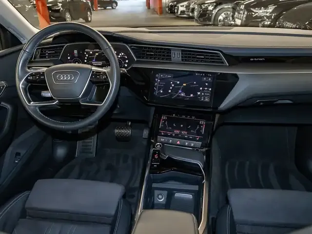 Audi Q8 e-tron
