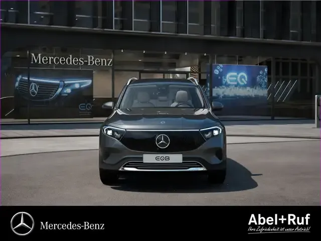 Mercedes-Benz EQB 300