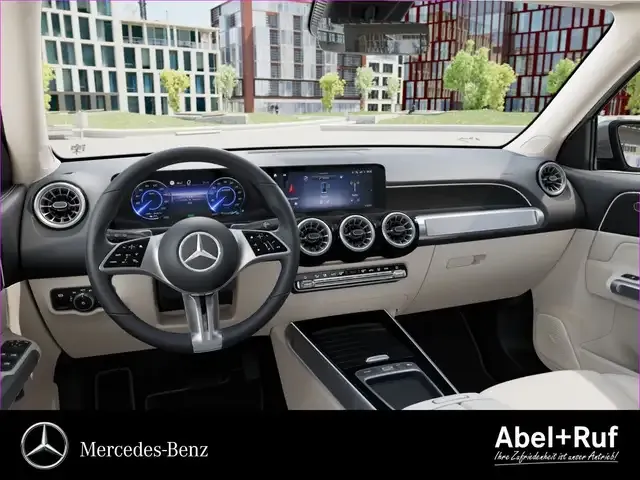 Mercedes-Benz EQB 300