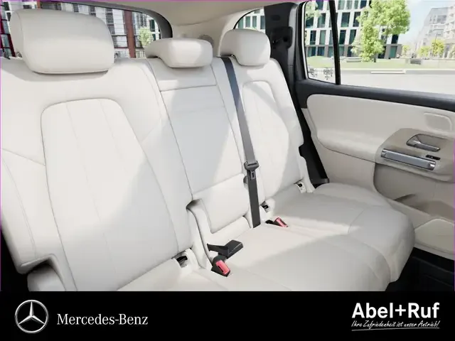 Mercedes-Benz EQB 300