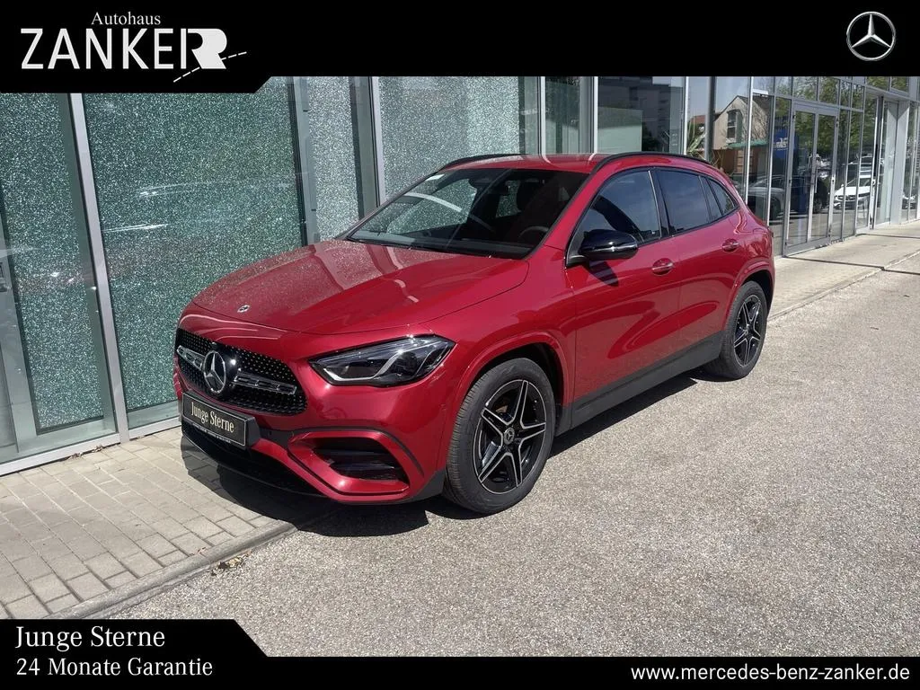 Mercedes-Benz GLA 200