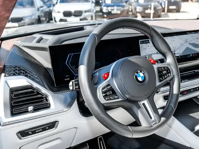 BMW XM