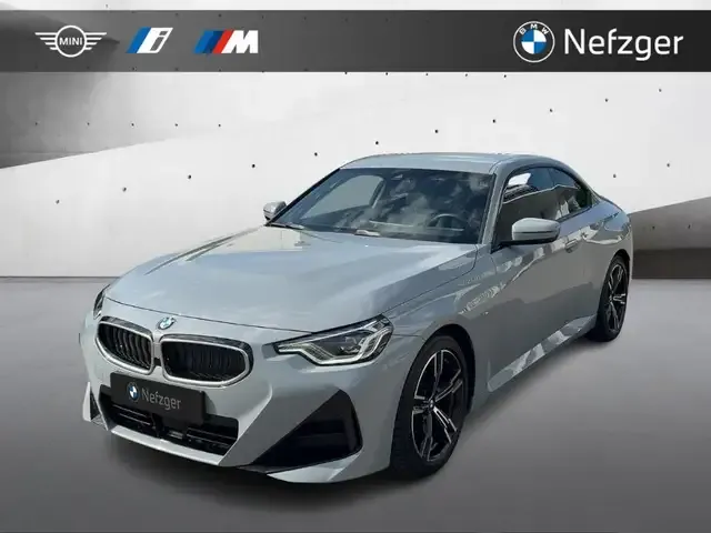 BMW 220
