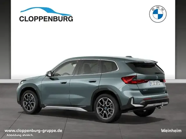 BMW iX1