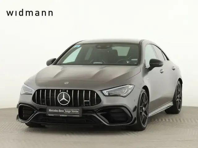 Mercedes-Benz CLA 45 AMG