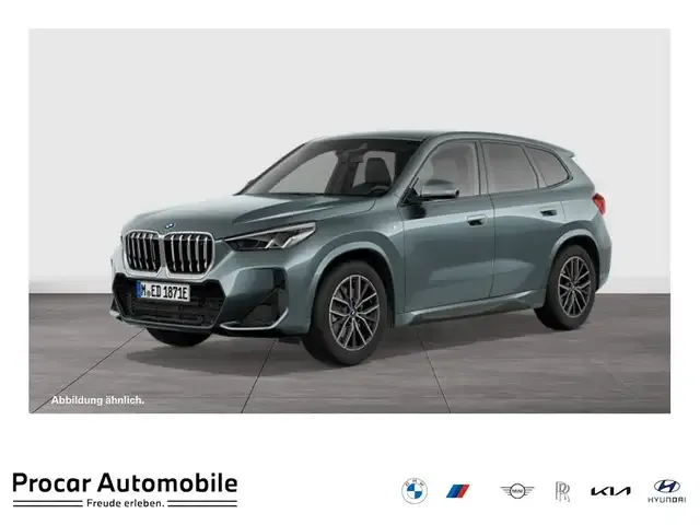 BMW iX1