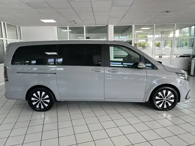 Mercedes-Benz EQV 300
