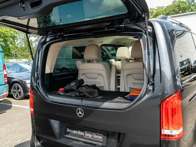Mercedes-Benz V 300