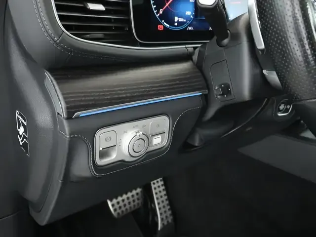 Mercedes-Benz GLS 400