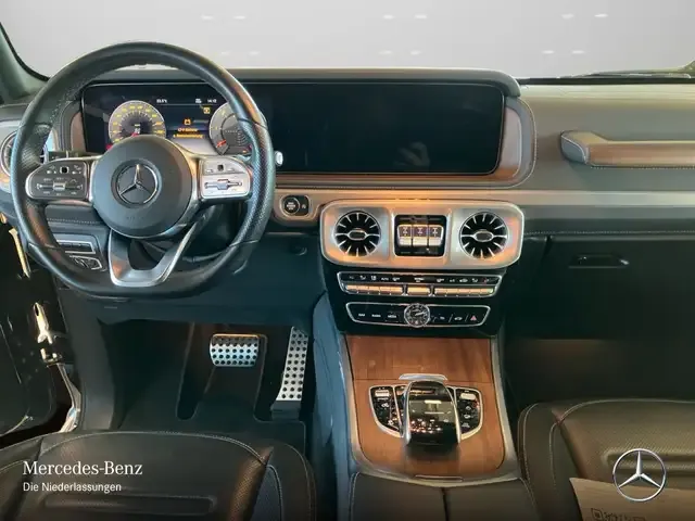 Mercedes-Benz G 400