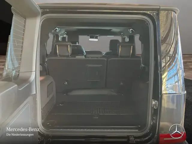 Mercedes-Benz G 400