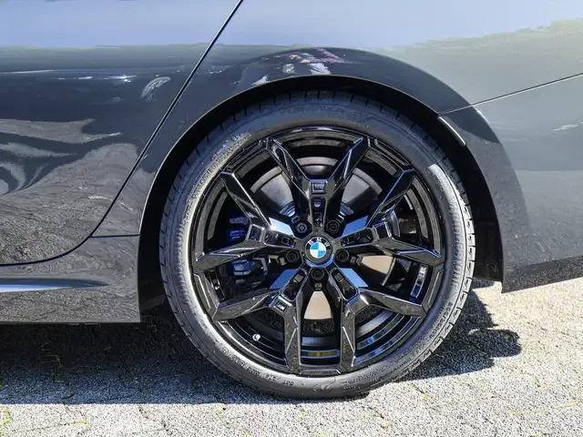 BMW 340
