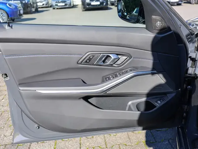 BMW 340