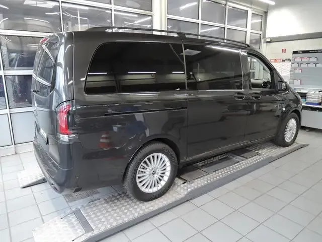 Mercedes-Benz Sonstiges