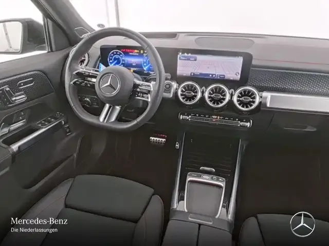 Mercedes-Benz EQB 250