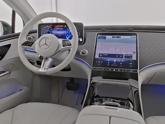 Mercedes-Benz EQE 300
