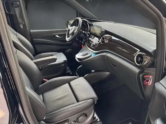 Mercedes-Benz EQV 300